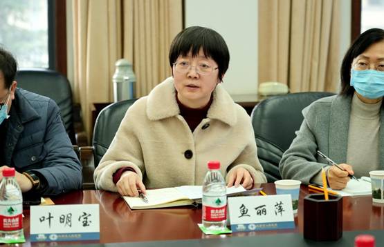 b7d9ce0d1e1e8602a4dfb39f576a6b9