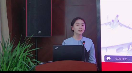 215c261288de37e778c2a93bc69f9da