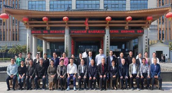 ec99f6a32f5dced1f870070896565a9