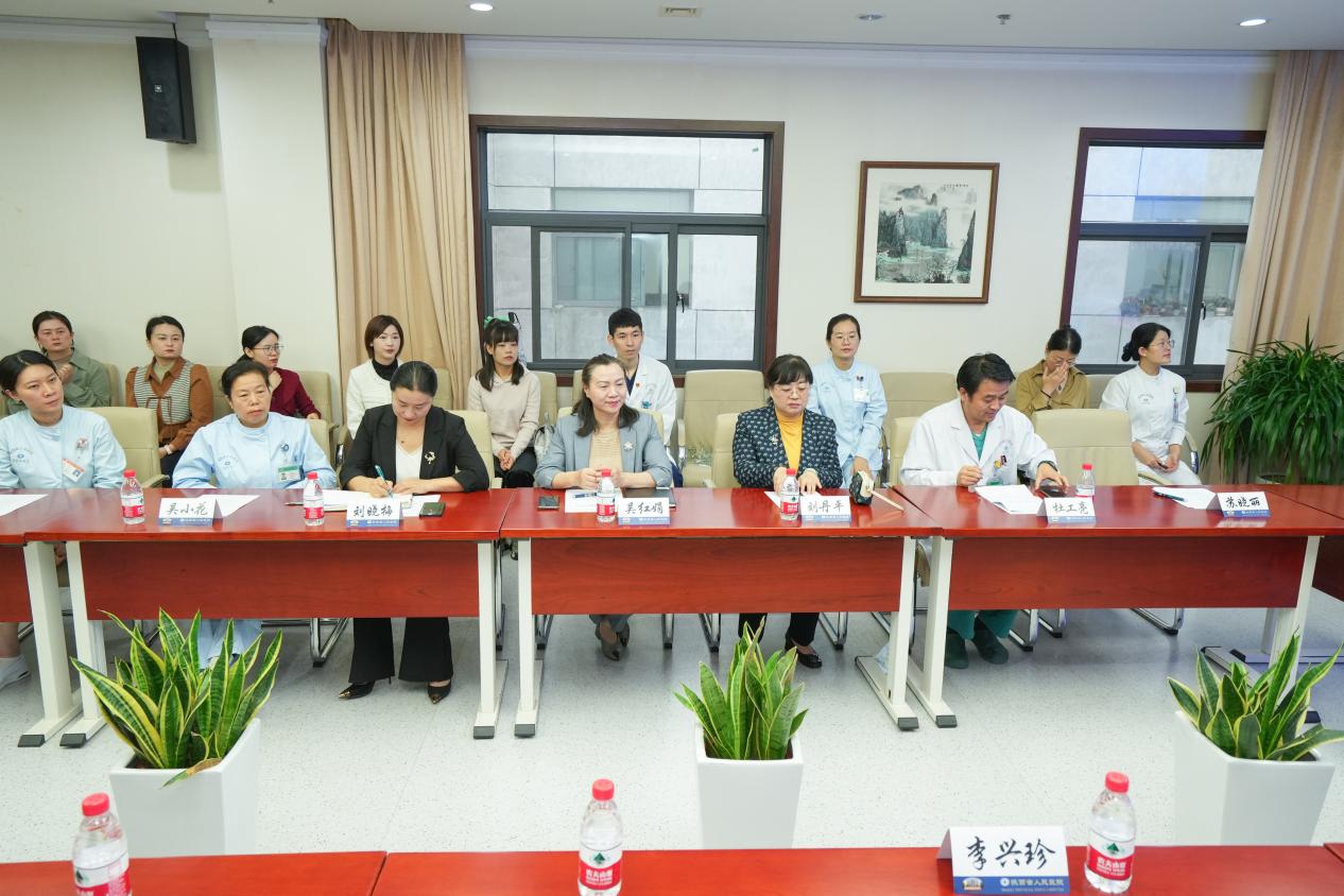 2034f919562c2ae91b52c3844338de0